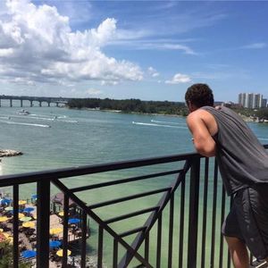 Meet your Posher, Ethan